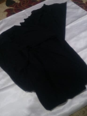 aşbaz paltarı: Namaz ucun paltar - Model: kapüşonlu, başı və boynu tam örtür - Rəng — 1