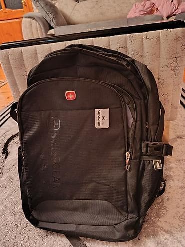 Туристические рюкзаки: SWISSGEAR sinifli şəhər/seyahət çantası 50 azn satılır - Rəng: qara — 3