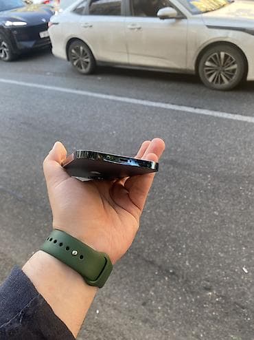 IPhone 12 Pro Max, 128 GB, Pacific Blue, Face ID — 7