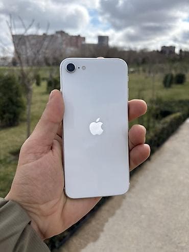 iphone xarab: IPhone SE 2020, 64 GB, Ağ, Qırıq — 1
