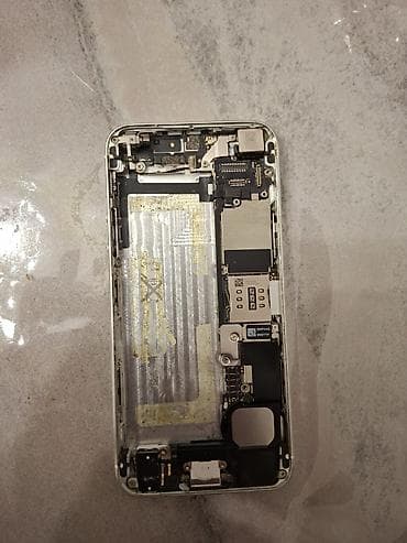 dubai variant iphone: Icloudadi pili ekrani yoxdu tecili satilir unvan iceriseher sonu 7 — 2