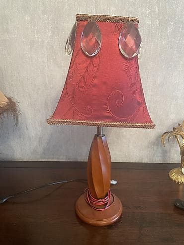 material: Abaşurli masa lampası (2 ədəd) - Dizayn: Zərif qızılı metal gövdə və — 10