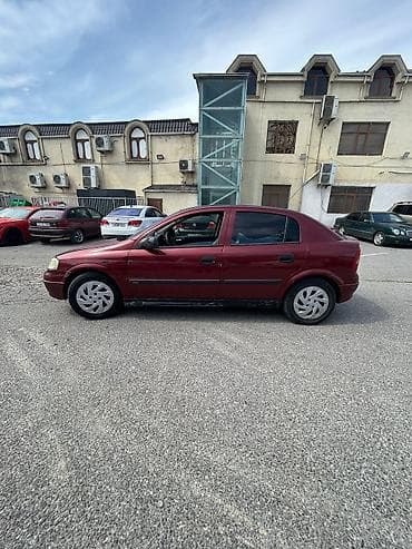 recaro oturacaqlar: Opel Astra: 1.6 l | 1998 il 399000 km Sedan — 4