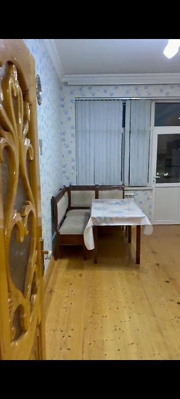 Mənzil kirayələyirəm: Köhne Yevlax avtovağzalının yani 5/1 mertebesi 2 otaqlı təmirli və — 9