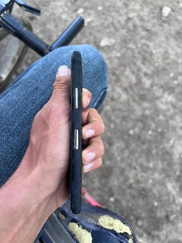 pulsuz iptv yükle: IPhone 11 Pro, 64 GB, Qara, Face ID — 3