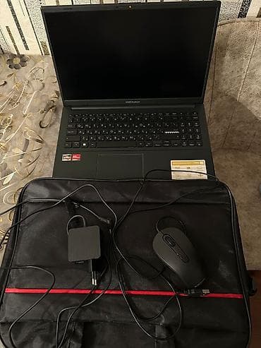 Lenovo: ASUS Vivobook, 15.6 ", AMD Ryzen 3, 512 GB — 7