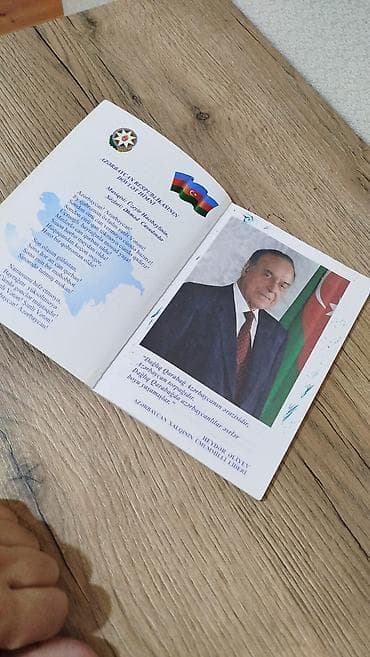 kitab tarix: Kitab: Qarabağ Tarixi Müəlliflər: Qasım Hacıyev, Əyyub Əbdüləzizmov — 2
