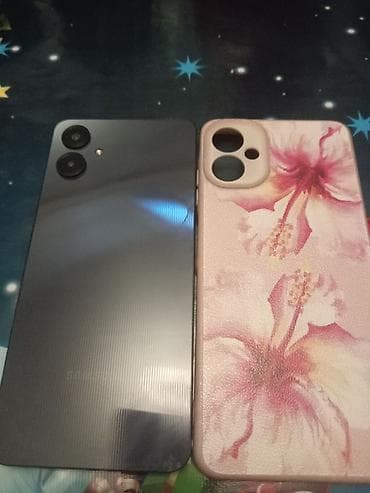 Məhsul: İki kamerali smartfon + çiçək naxışlı qoruyucu keysi