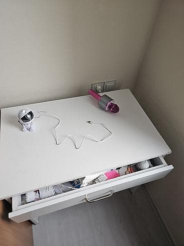 mis kabel: Ağ rəngli iş, komoyuter masası (ikinci əl) xırda zədələri var,nəzərə — 2