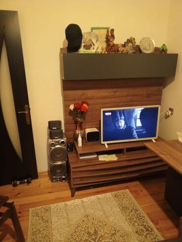 qara ekran sekilleri: TV altlığı — 5