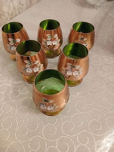 mebiler: Vintage Yaşıl Və Qızılı Qədəhlər (6 Ədəd)Satılır: 6 nəfərlik retro — 2