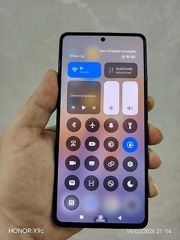 200 manatliq telefonlar: Xiaomi 11T, 128 GB, rəng - Boz, 
 İki sim kartlı — 2