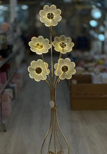 Вазы: Qızılı çiçək dizaynlı döşəmə lampası - Tip: Döşəmə lampası - Dizayn — 1