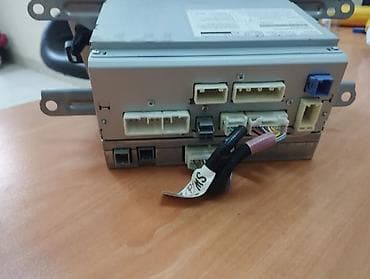 poco 3x pro: Toyota Prius 30 kuza üçün orijinal multimedia/radio başlıq bloku - Ön — 4