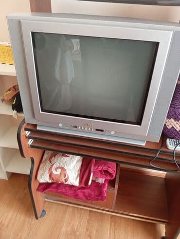 Televizorlar: İşlənmiş Televizor JVC 24" Ünvandan götürmə