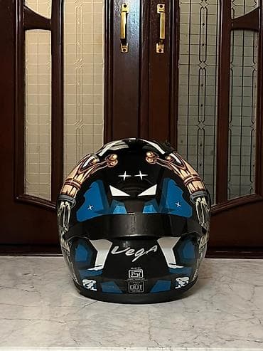 скутеры в баку: Vega 75azn ideal vezyetdedi Axk 35azn Balaca kaska 10azn Qara 15azn — 4