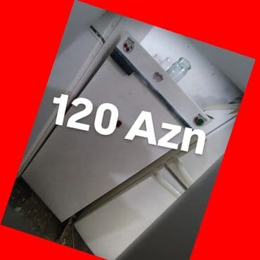 Qabyuyan maşınlar: 2 qapılı Indesit Soyuducu Satılır, rəng - Ağ — 1