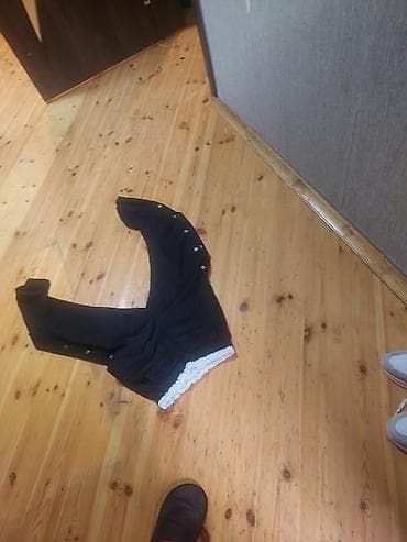 dəsti: İdman dəsti – 2 parça - Rəng: bordo, ağ detallarla - Üst: qısa — 8