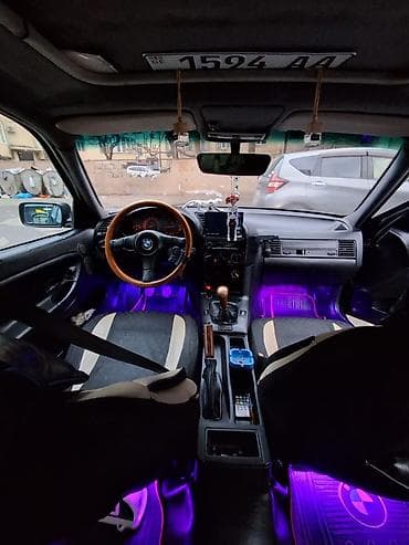 hella rally 2000: BMW 3 series: 2 l | 1992 il Sedan — 5