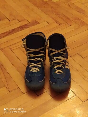 футбольная форма новая: Бутсы Adidas, Размер: 42, Б/у — 2