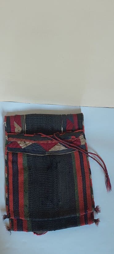 Velosiped ehtiyyat hissələri: Qədim Xurçunlar əl işidi üstü işləməli naxişli hər biri 150 manat — 2