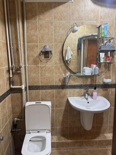 Boşqablar: Menzil Nerimanov rayonunda yerlesir. 5 mertebeli binanin 2ci — 2