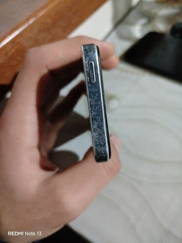 Audio: IPhone 5, 64 GB, Qara, Qırıq — 3
