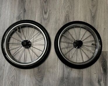 usaq ucun qolbaqlar: Çıxarıla bilən beşikli araba, Yaş: 30 ay — 25