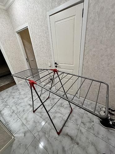 Quruları yoxdur deye heçneçeye satıram.Premium tester ətirlər niş