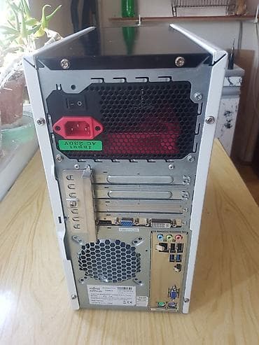 processor core i7: Fujitsu Siemens AMILO masaüstü kompüter korpusu (fərdi kompüter üçün — 9