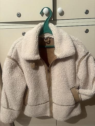 dəri jaket: Yumşaq “teddy”/şerpa fakturalı qadın qısa kürk tipli jaket. - Rəng — 1