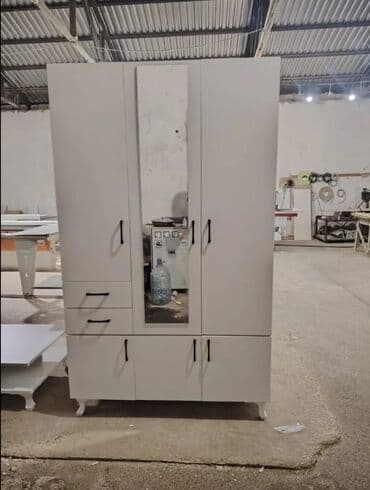 Açılan, 3 qapılı Düz dolab, Qarderob, paltar dolabı