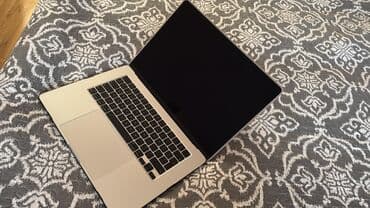notebook qiymetleri ucuz: Новый Apple MacBook, 15 ", Apple M3, 256 ГБ — 5