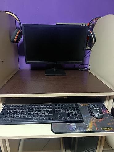 masaüstü konputer: İnternet-klub üçün hazır komplekt kompüter postları Tərkib: - 8 ədəd — 10