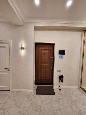 Mənzillər: İcarəyə verilir 3 otaqlı yeni tikili 101 m², Ağ şəhər q. Kateqoriya — 8