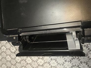 Printer iki aydı istifadə olunub.galofka yuyulmalıdır.basqa heç bir