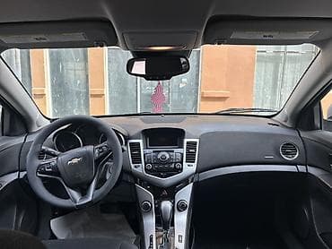 sevralit kruz: Chevrolet Cruze sedan – gümüşü rəng Xarici: - Orijinal Chevrolet ön — 5