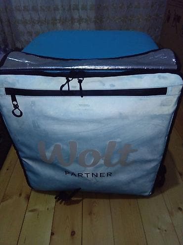 Сумки для курьеров: Wolt Partner termo çatdırılma çantası - Ölçü: iri həcmli kvadrat — 1