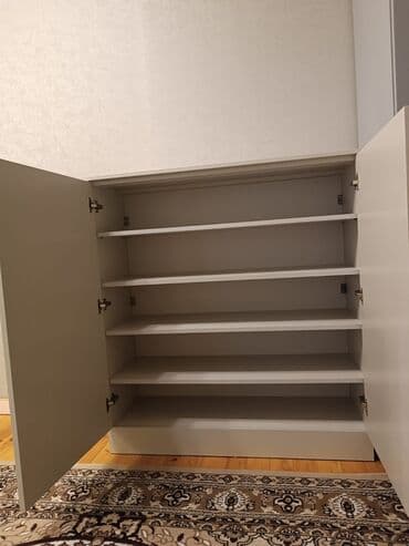 стеклянные полки на стену: Распашной, 2 двери Прямой шкаф, Шкаф в прихожей — 1