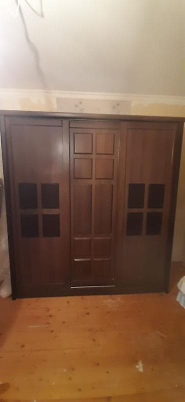 termo guzgusu: 3 qapılı, Güzgülü, Qəhvəyi, Digər material, Kupe, Düz dolab — 4