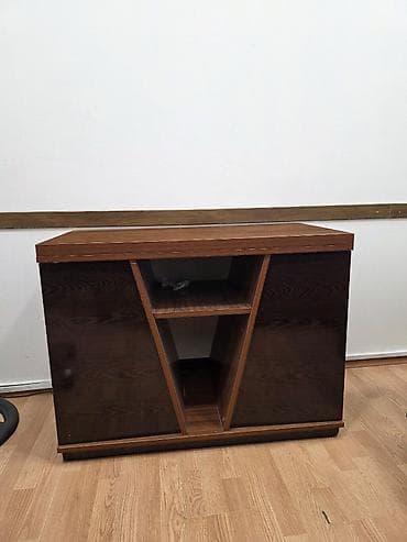 ofis dolablari: Livan mebelidi. Təmiz qoz ağacıdır. Əla vəziyətdədi Təcili satılır — 4