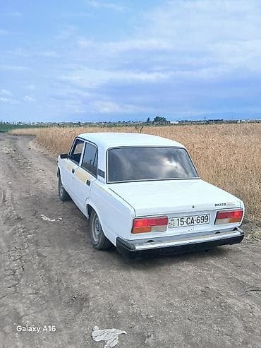 volkswagen passat 1: Satılır ili 1990 mator 06 karopka 4 salon teze bezşumkalanıb — 4