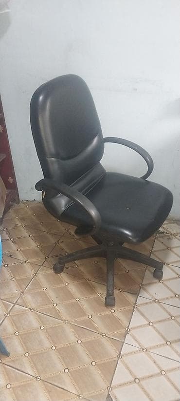 Kireslo.qiymeti 60 manat