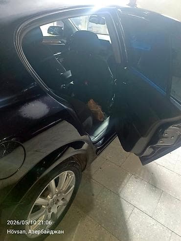 opel astra 2010: Opel Astra H – 5 qapılı hetçbek - Kuzov: qara rəng, 5 qapılı hetçbek — 4