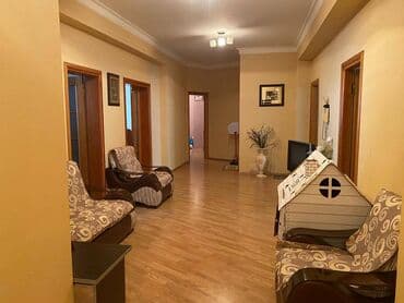 8 mikrorayon: 4 otaqlı, Yeni tikili, 180 kv. m — 4