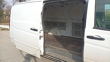 Sifarişlə əl işləri: Yükdaşıma xidməti – Mercedes yük furgonu Xidmət təsviri: - — 2