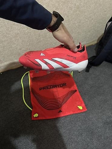 Butslar Adidas, Ölçü: 42, İşlənmiş