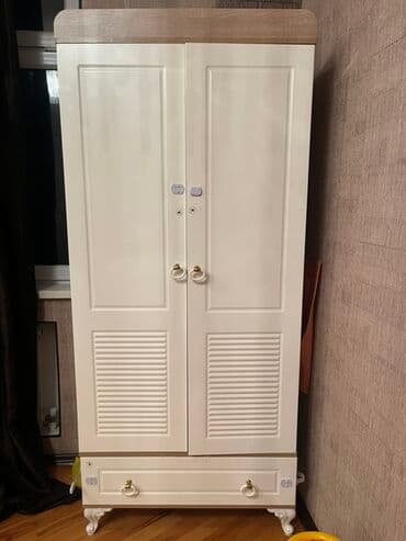 Məişət kimyəvi maddələri: Açılan, 2 qapılı Düz dolab, Qarderob, paltar dolabı — 1
