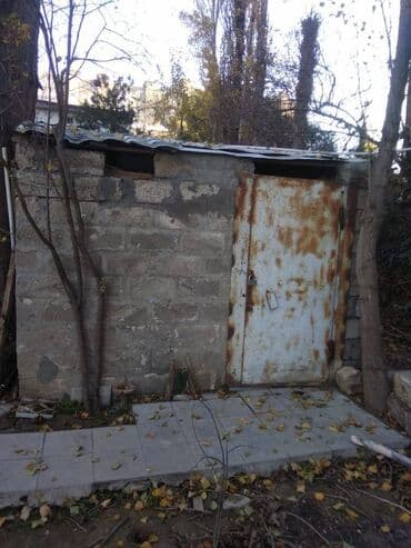 9 ci mikrorayon satilan evler: Bakı, 2 otaqlı, Köhnə tikili, 54 kv. m — 23