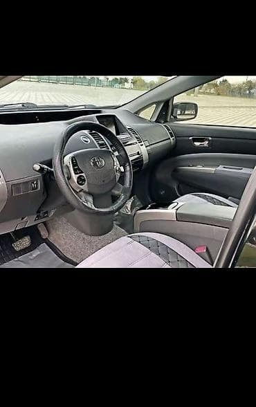 qara 07: Toyota Prius: 1.4 l | 2016 il Hetçbek — 5